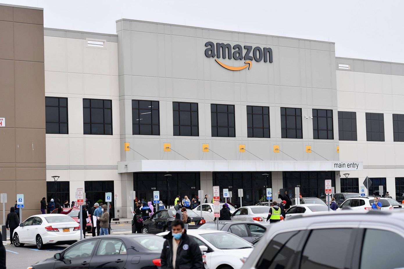Amazon birinci çeyrek gelirlerini açıkladı