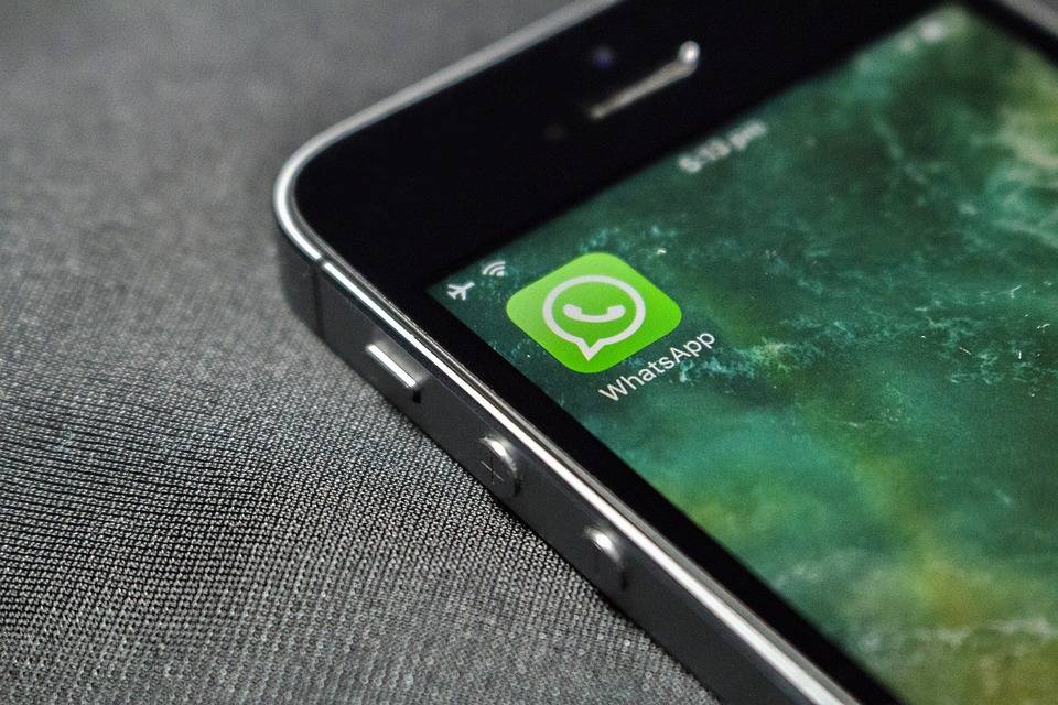 WhatsApp çoklu cihaz erişimini ve diğer birçok özelliği test etmeye başladı