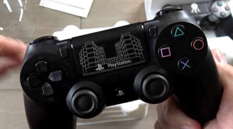 Sony çalışanlarına özel PS4 DualShock ortaya çıktı