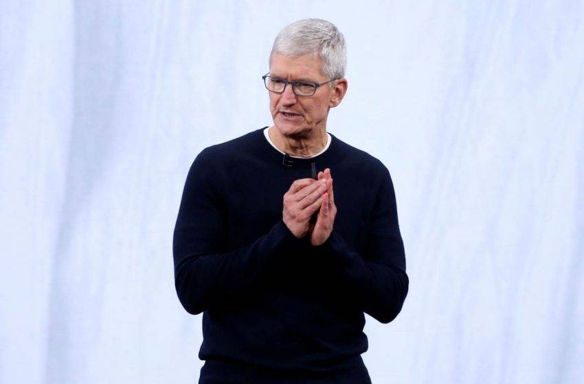 Tim Cook Apple hisselerini satıyor