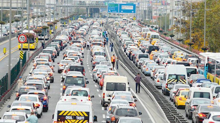 Gece yarısı gelen otomobiller için ÖTV zammının detayları