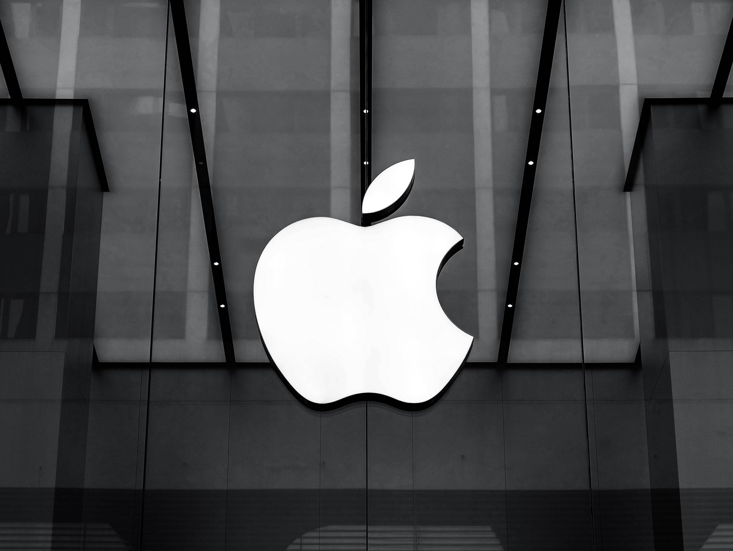 Apple yüzde 22 değer kaybetti! 532 milyar dolar kayıp