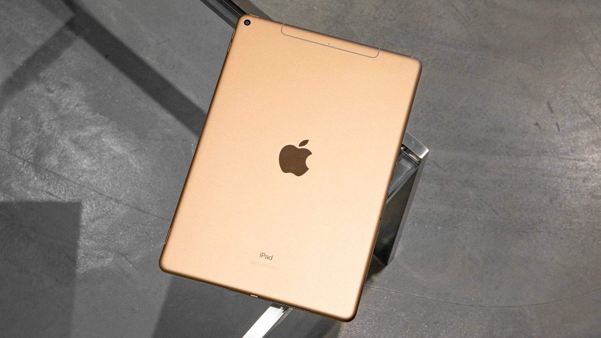 iPad Air 4 tanıtıldı. İşte özellikleri ve fiyatı