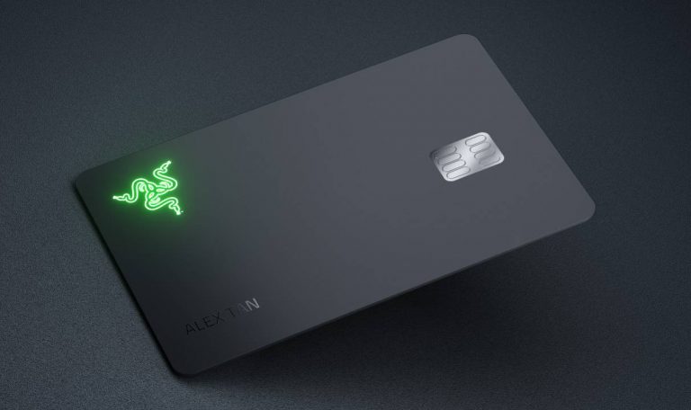 Razer ilk ışıklı kredi kartını oyuncular için tanıttı