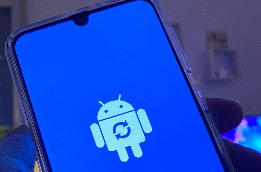 Telefonlarına en hızlı güncelleme dağıtan marka açıklandı