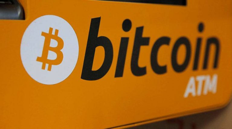 Tesla fabrikasında Bitcoin ATM