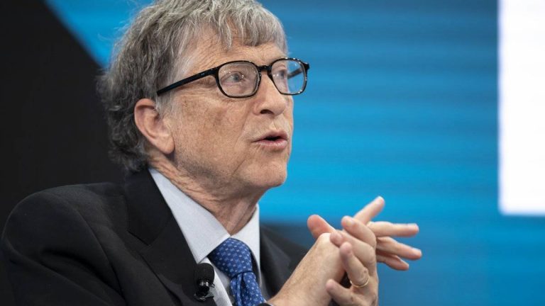 Bill Gates 4.3 milyar dolara havacılık şirketi alıyor