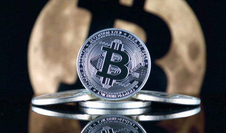 Bitcoin 300 bin TL