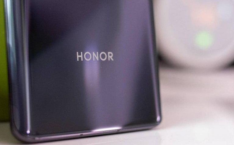 Honor V40