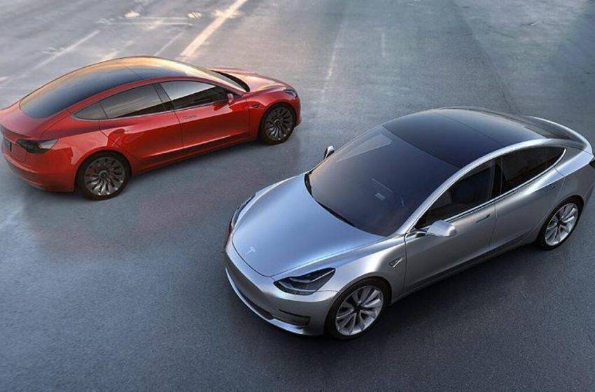 Elon Musk Bitcoin ile Tesla satın alınabileceğini açıkladı