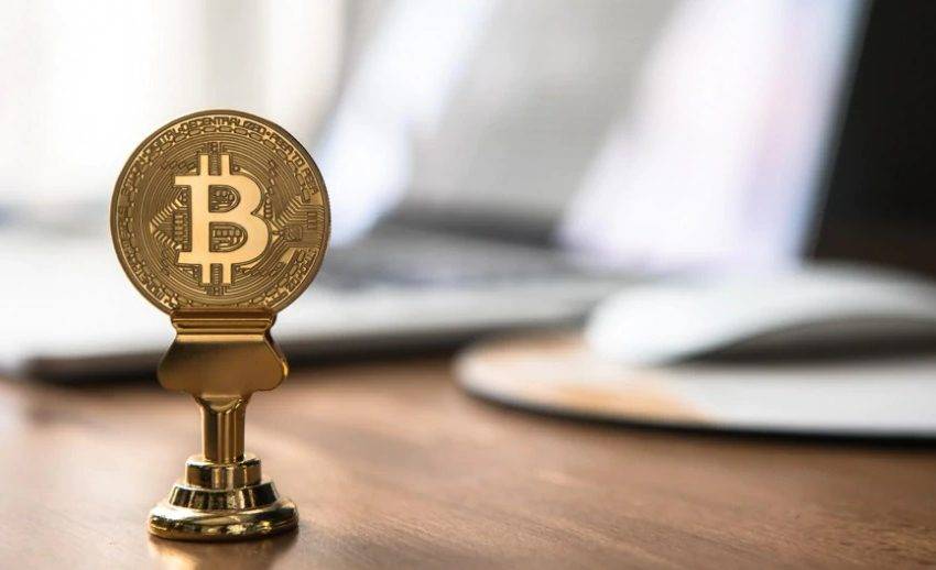 Kurumsal şirketler Bitcoin biriktirmeye devam ediyor!